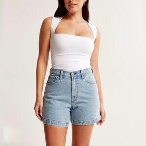Abercrombie shorts. Size 2. Curve Love.